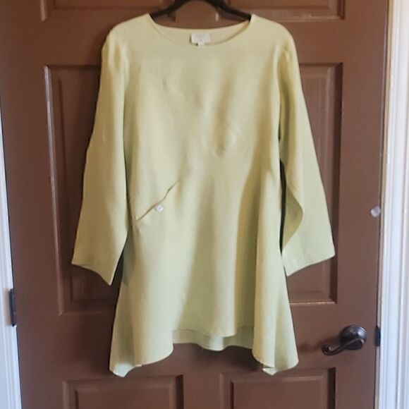 Kathleen Sommers-Linen green asymmetrical long sleeved top S. - Picture 3 of 13